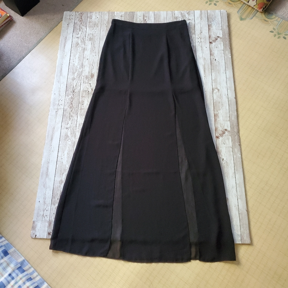 ★Long Woven Skirt with Slits